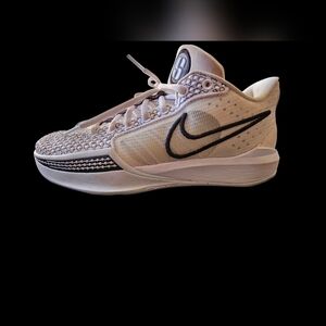 Women's Sabrina 1 Nike Sneakers size 8